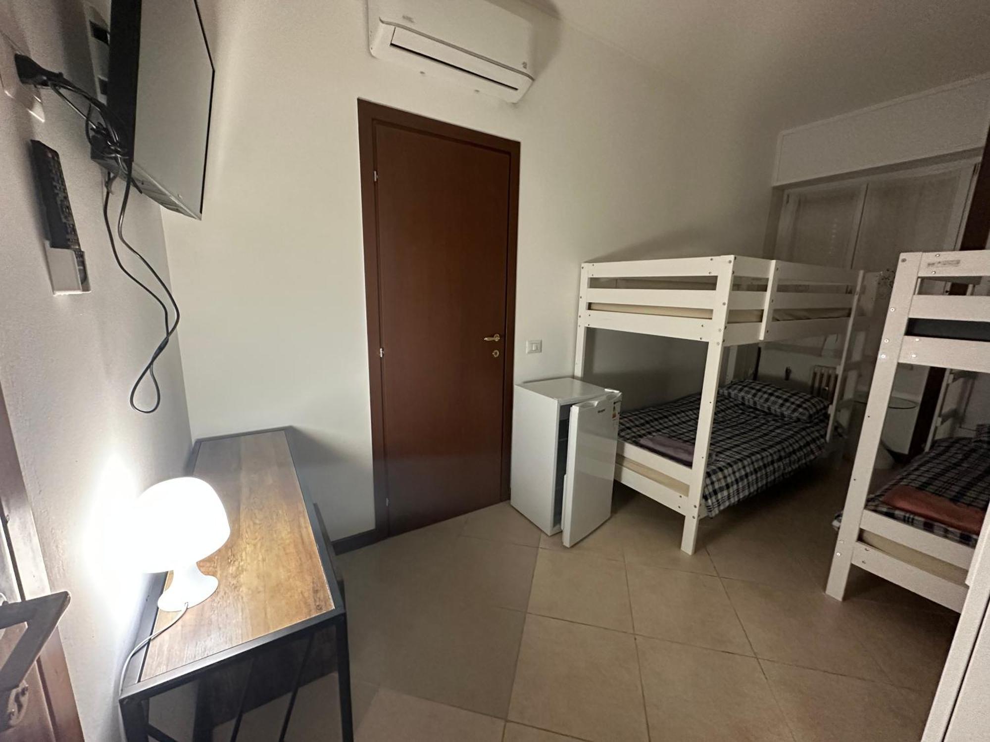 Gigli, Rooms Con Cucina In Comune E Terrazza Milan Extérieur photo