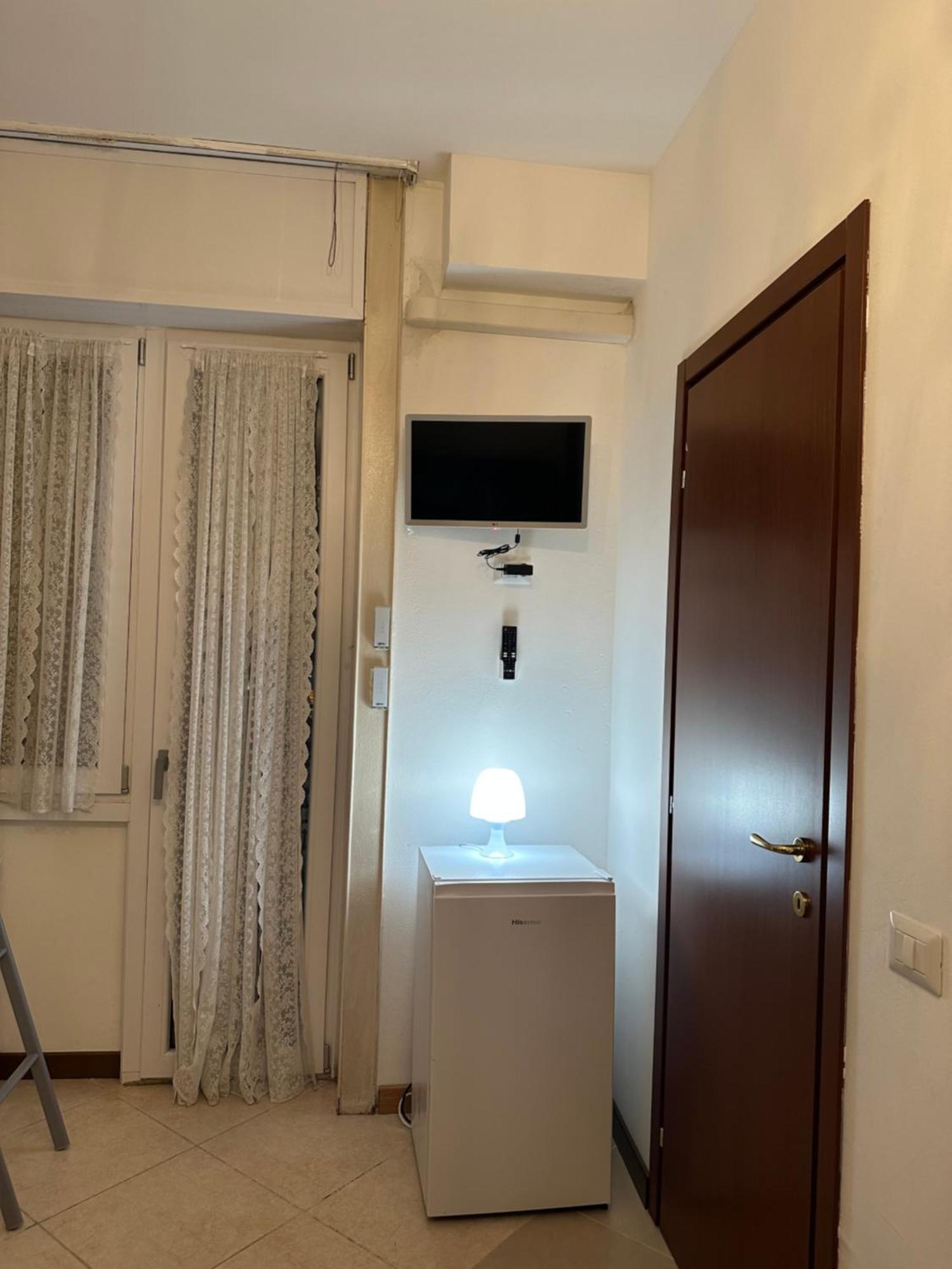 Gigli, Rooms Con Cucina In Comune E Terrazza Milan Extérieur photo
