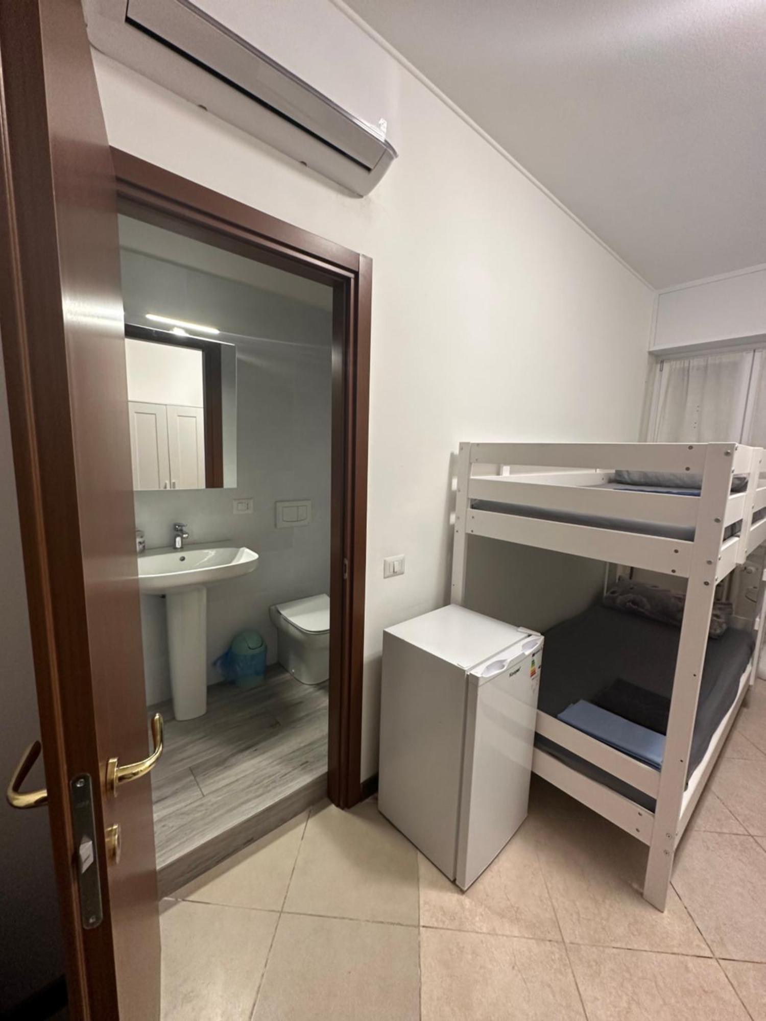 Gigli, Rooms Con Cucina In Comune E Terrazza Milan Extérieur photo